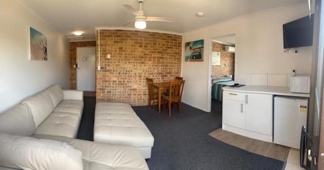 Golden Beach Motor Inn, Caloundra Ngoại thất bức ảnh